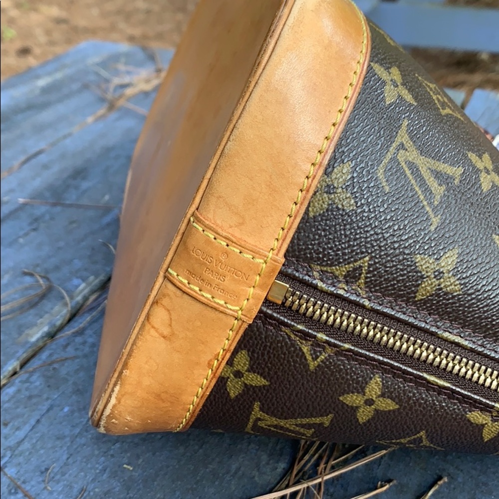 💯 Authentic Louis Vuitton Alma Monogram - Picture 8 of 16